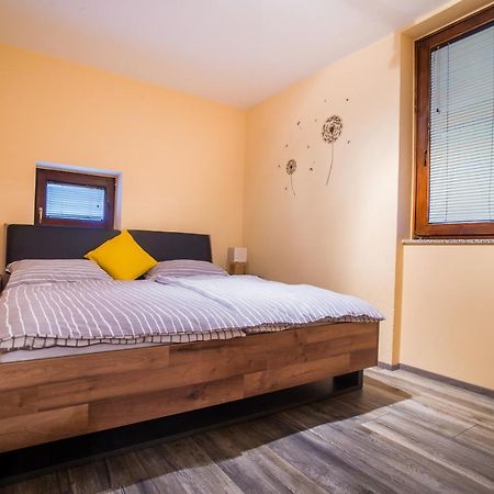 לוצ'ה Apartment Veninsek מראה חיצוני תמונה