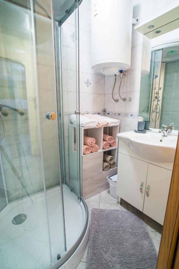 לוצ'ה Apartment Veninsek מראה חיצוני תמונה