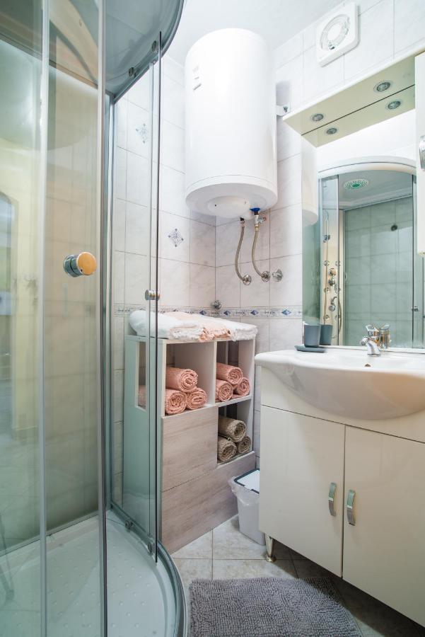 לוצ'ה Apartment Veninsek מראה חיצוני תמונה