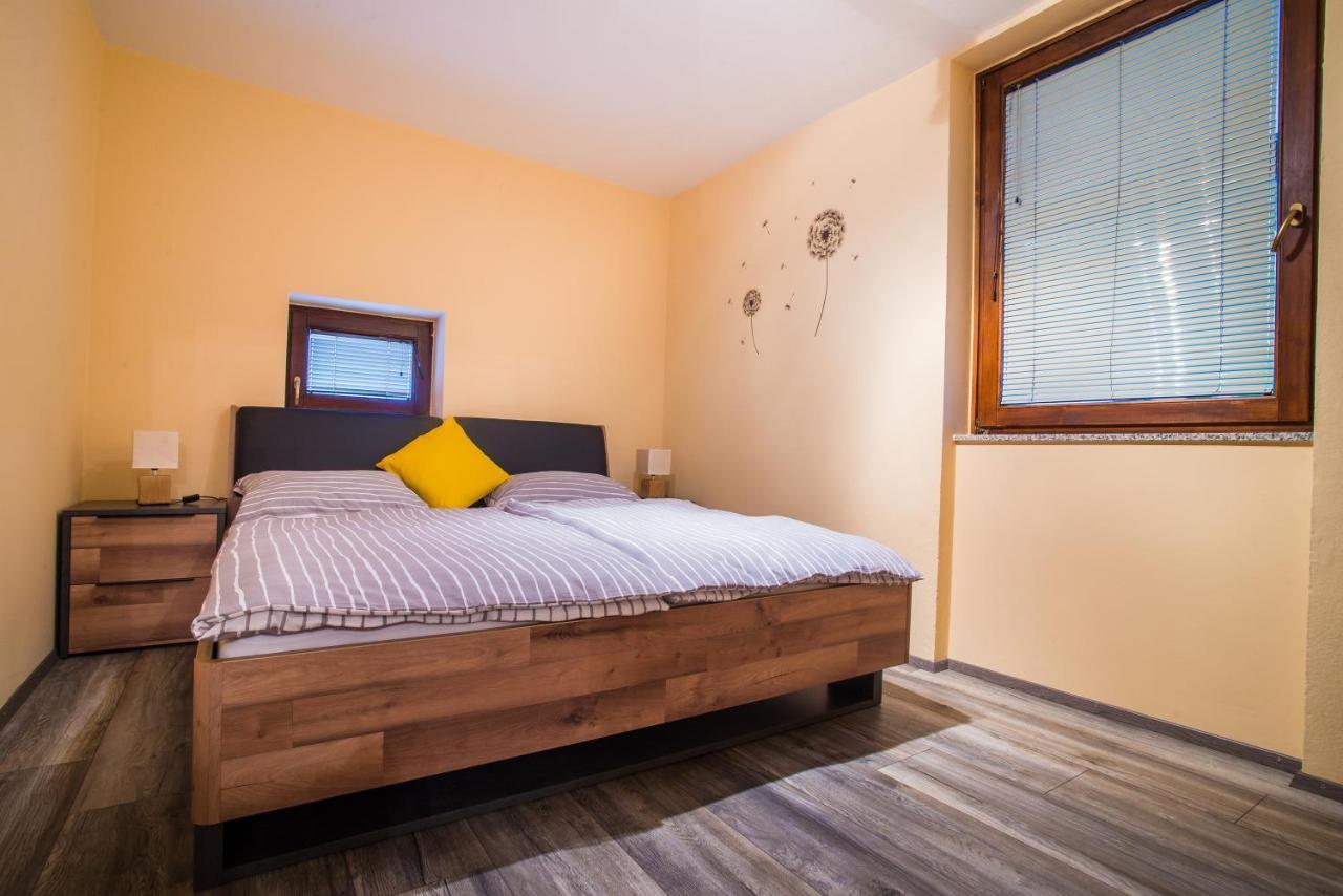 לוצ'ה Apartment Veninsek מראה חיצוני תמונה