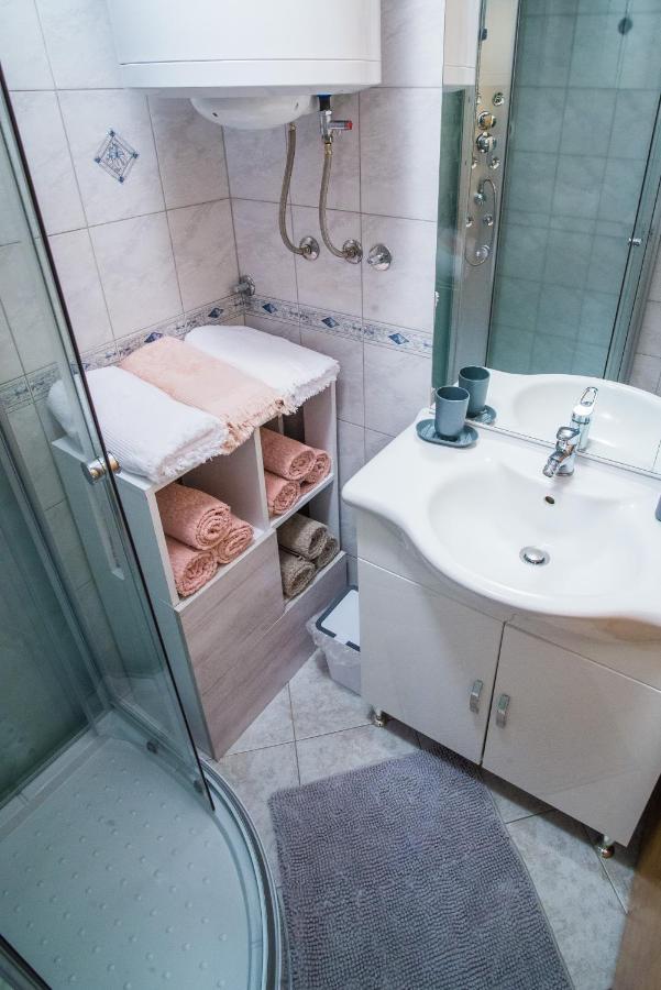 לוצ'ה Apartment Veninsek מראה חיצוני תמונה